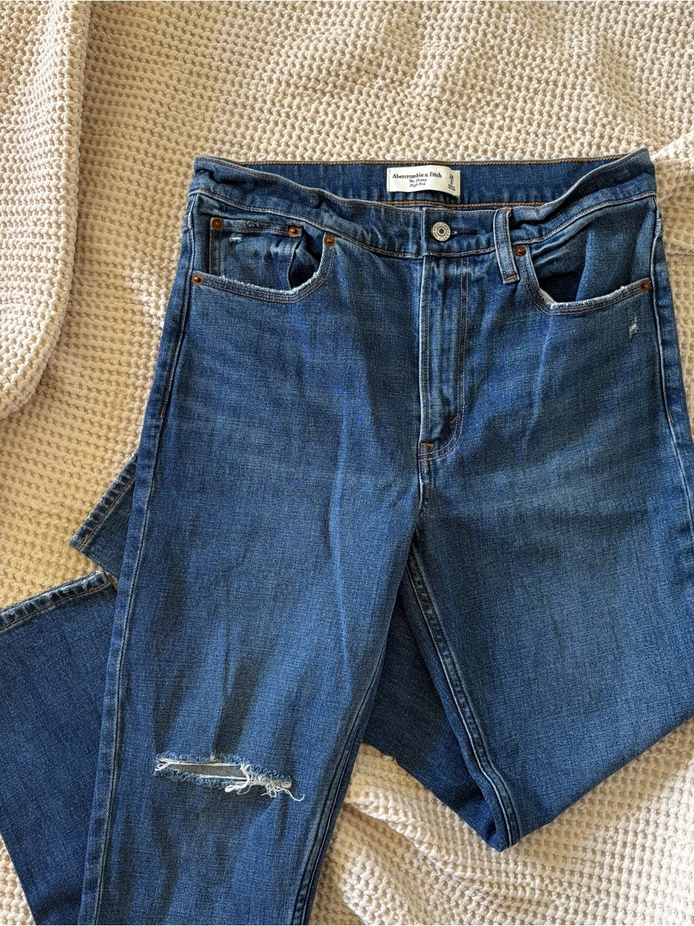 abercrombie & fitch dark wash high-rise skinny jeans